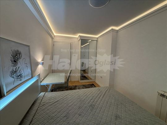 Sarajevska - Luksuzan, neuseljavan, sve novo