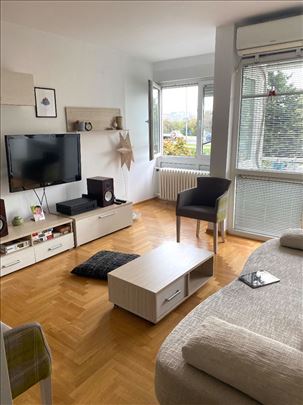 Sava Centar, blok 23, 47m2 dvosoban 550e 