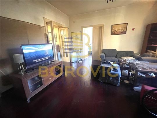 Skadarlija, 130m2, salonac