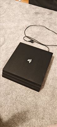 Sony playstation 4 Pro + 10 igrica