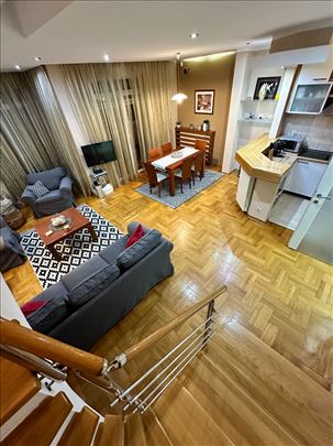 Stan ,  4.0, dvorište , pet friendly