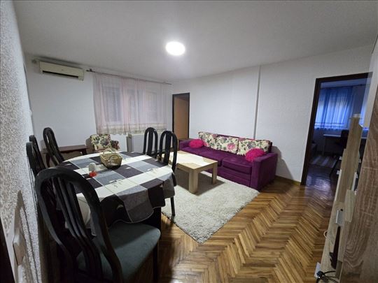 Stan izdavanje Stara Bežanija