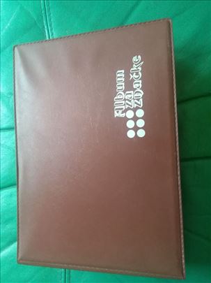 Velika kolekcija značaka