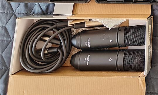 1 mikrofon Tascam TM80 + pop-filter + pauk