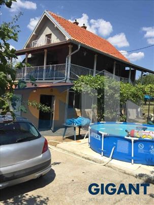 Babe, 300m2, 10,55 ari , eg