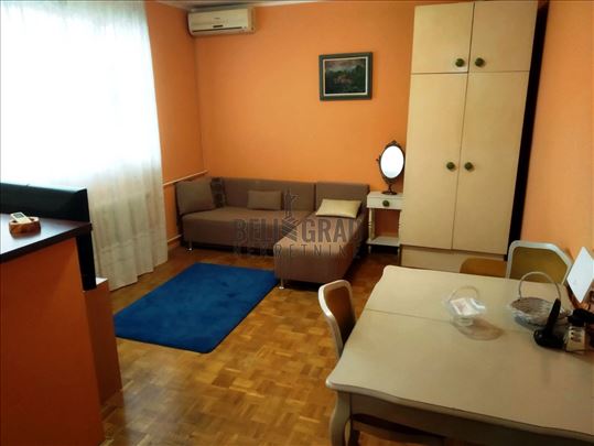 BLOK 28, Bulevar umetnosti