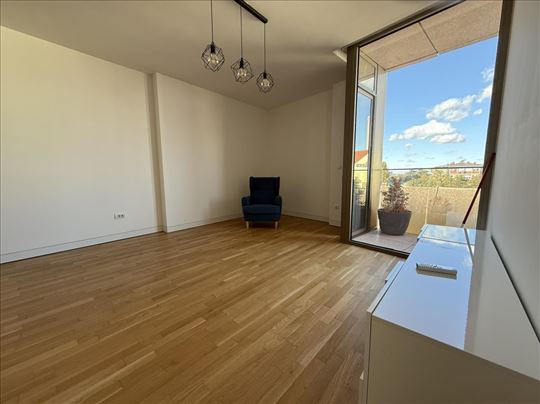 Broker - Ni bliže, ni lepše