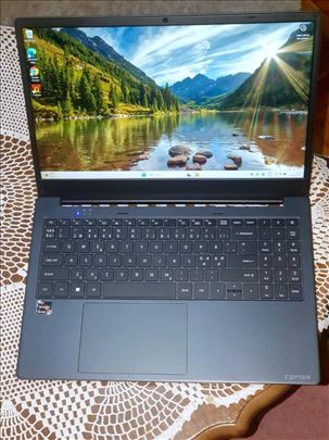 Cepter Cloud 15R716 15,6" Ryzen 7 5700u 8/512gb 