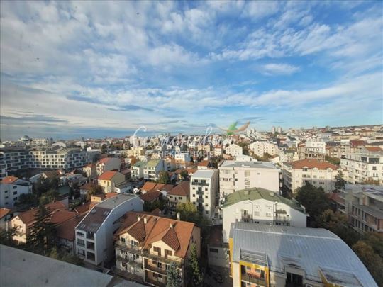 Dušanovac, Ustanička, 72m2, XII, cg, 2lifta, uknji