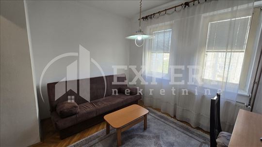 Izdaje se stan kod Doma zdravlja