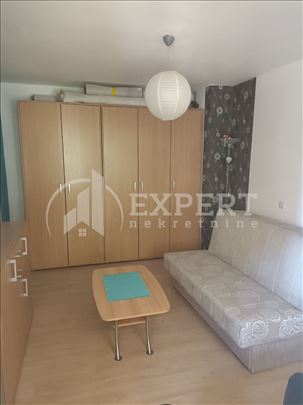 Izdaje se stan kod Fakulteta zaštite na radu