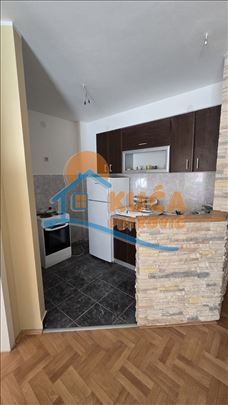 Izdaje se stan u centru grada!