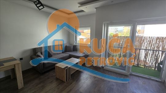 Izdaje se stan u Durlanu, 60m2