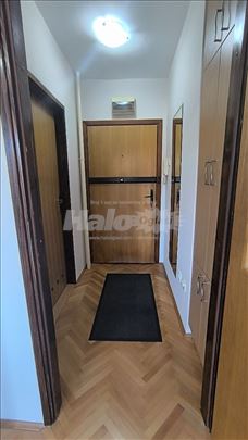 Izdajem stan 30m² Braće Jerković, Zaplanjska