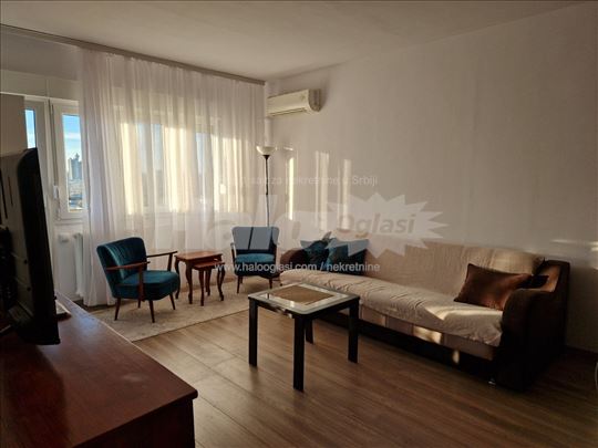 Izdajem stan na Novom Beogradu