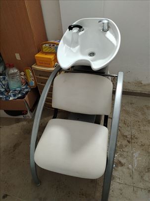 Keramicka samponjera