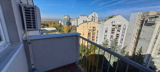 Labudovo- S. J. Vukotića, 26m2 (52m2)+T, 70m2 pod.