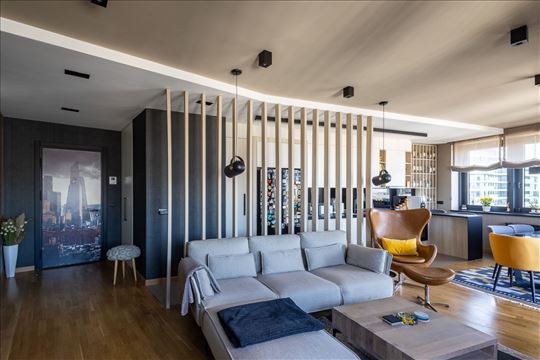 Luksuzni 4.0 stan - Pogled na reku i grad