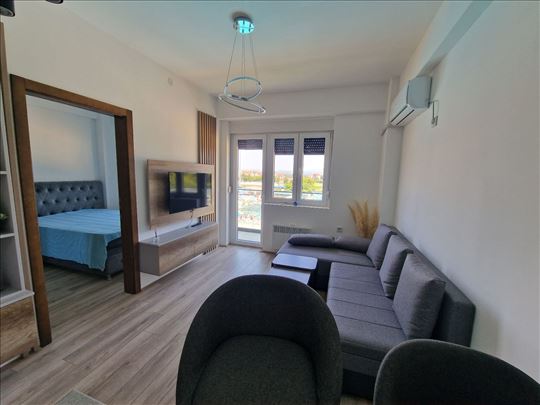 Namešten jednosoban stan