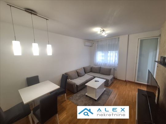 Odličan jednoiposoban stan