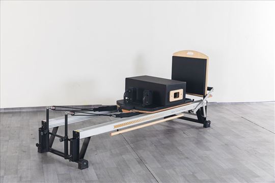 Pilates reformer