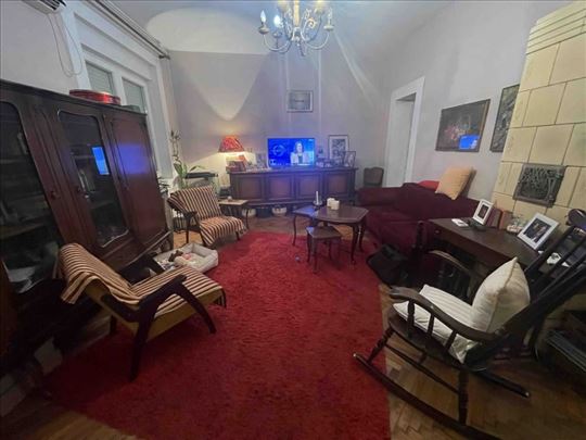 Prodaje se stan,strogi centar grada ID#1643