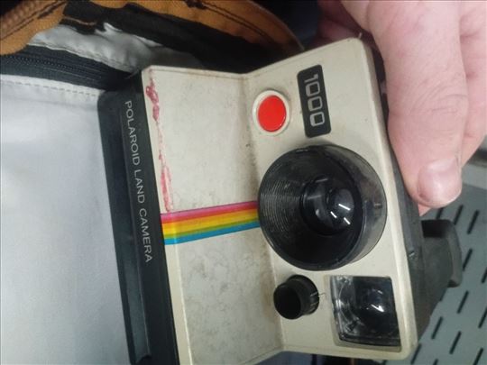 Prodajem polaroid aparat