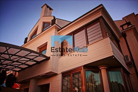 Rezidencijalna Vila na Starom Ceraku