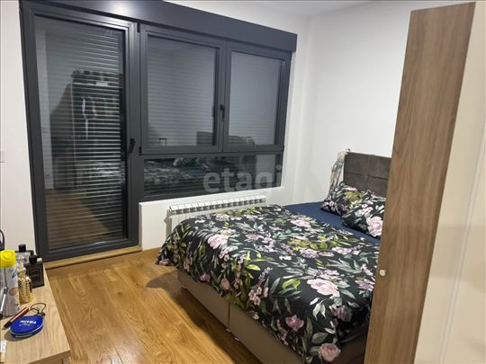 Stan sa garazom u kompleksu Vozdove Kapije