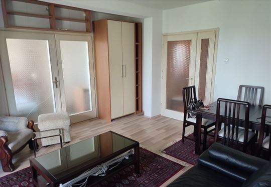 Vidikovac uknjizen bela fasadna cigla