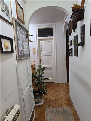 Centar-Beograđanka, uknjižen