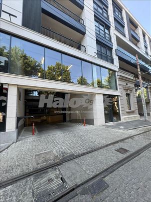 Garažno mesto Cara Dušana - DORĆOL Centar