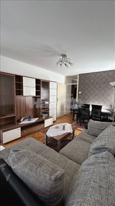 Izdajem namešten stan