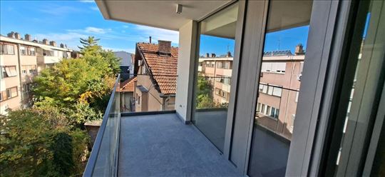 Jedinstveni duplex na Autokomandi