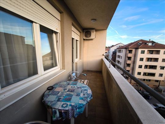 Lekino brdo, najlepši deo, veoma dobar stan