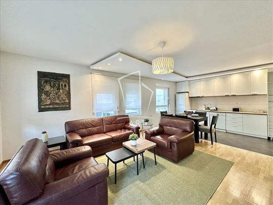 Lion, Preševska, sa garažnim mestom ID#12772