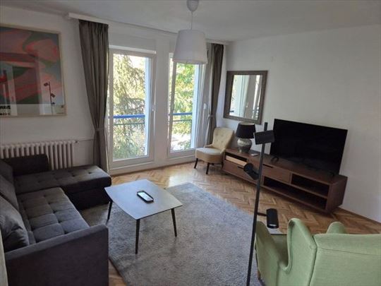 Lux 3.0 stan kod Krunske, ID 7091