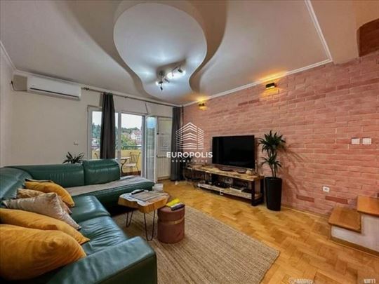 Lux 3.0 stan na izuzetnoj lokaciji