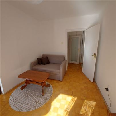 Novi Beograd - Bež. kosa III - 1,5 s, 47 m2