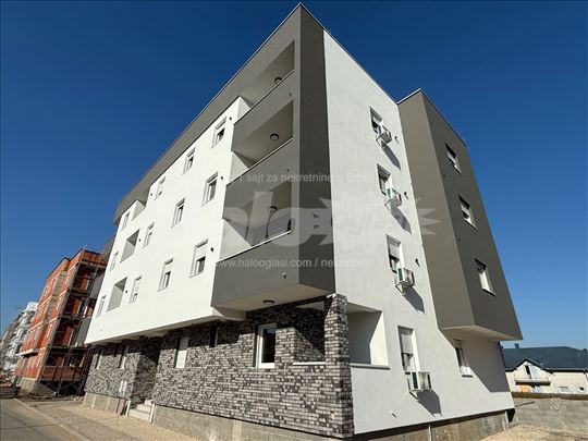 “Novi pocetak”-Altina lux stan-direktno-parking