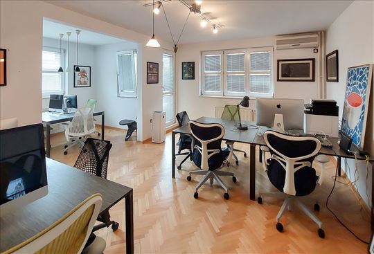 Prodaja, 3.0 Stan Kod Botanicke Baste