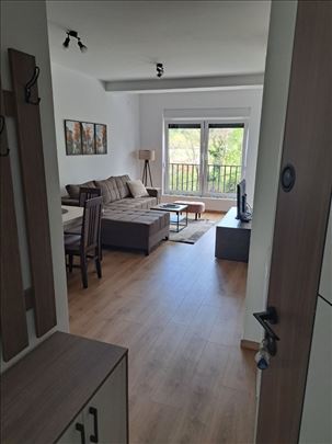 Stan kod šetališta