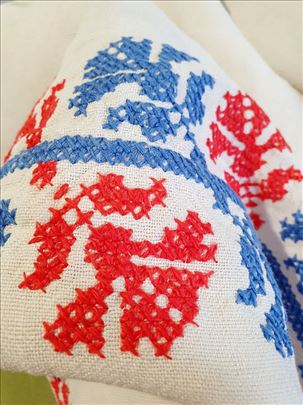 Stari laneni stoljnjak