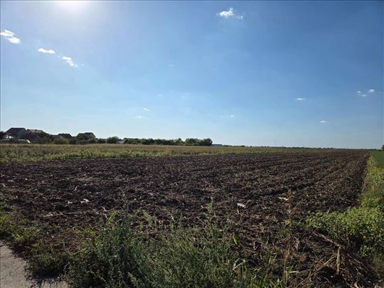 Ugrinovci, građevinsko zemljište, ID 25016