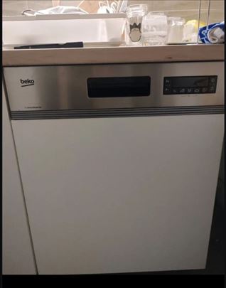 Beko ugradna sudomašina DSN 26420 X