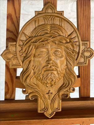 Drveni Krst sa Isusom Hristom 