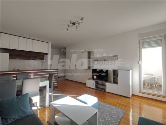 Dvosoban stan/nova gradnja/parking mesto