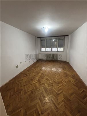 Izdaje se odličan stan kod Parka Svetog Save, 60m2