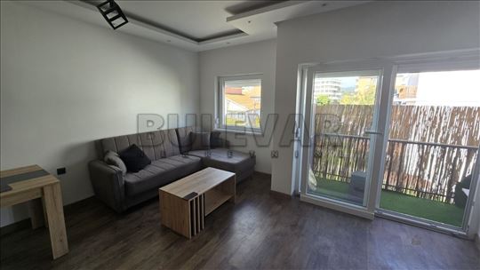 Izdaje se stan u Durlanu, 60m2