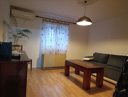 Izdavanje 2.0 stana,Veljka Dugosevica